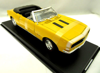 1967 Chevy Camaro Convertible Yellow 1:18 Metal Die Cast ~ Maisto