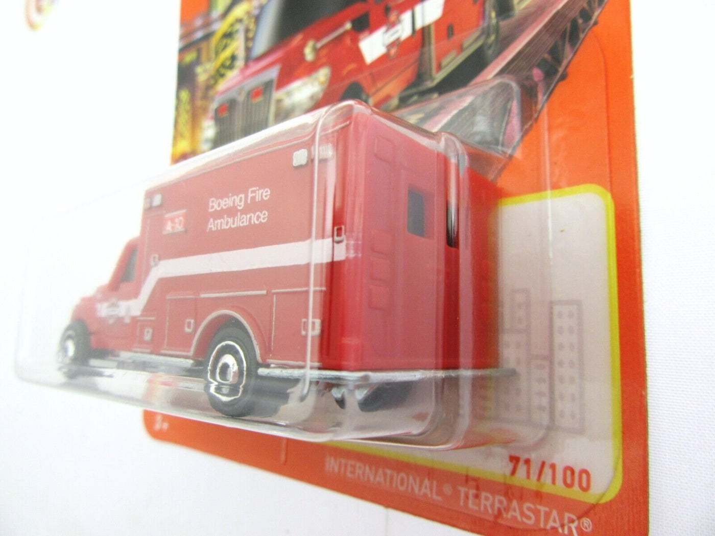 International Terrastar ~ Ambulance ~ Red ~ 1:64 Scale ~ Matchbox