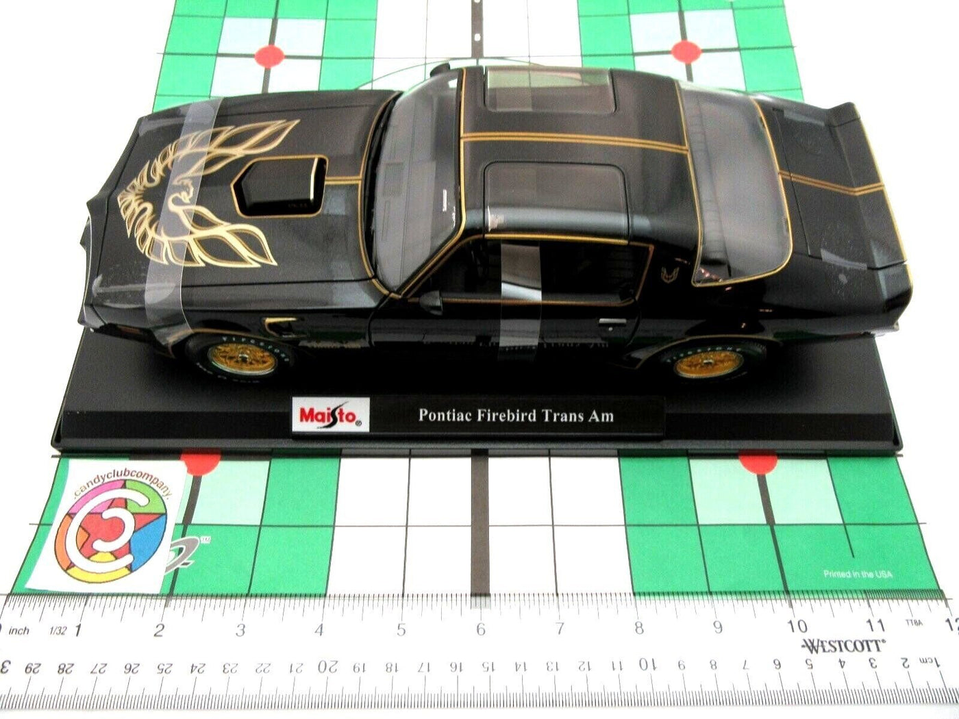 Pontiac Firebird Trans Am ~ Black & Gold  1:18 Metal Die Cast Car ~ Maisto