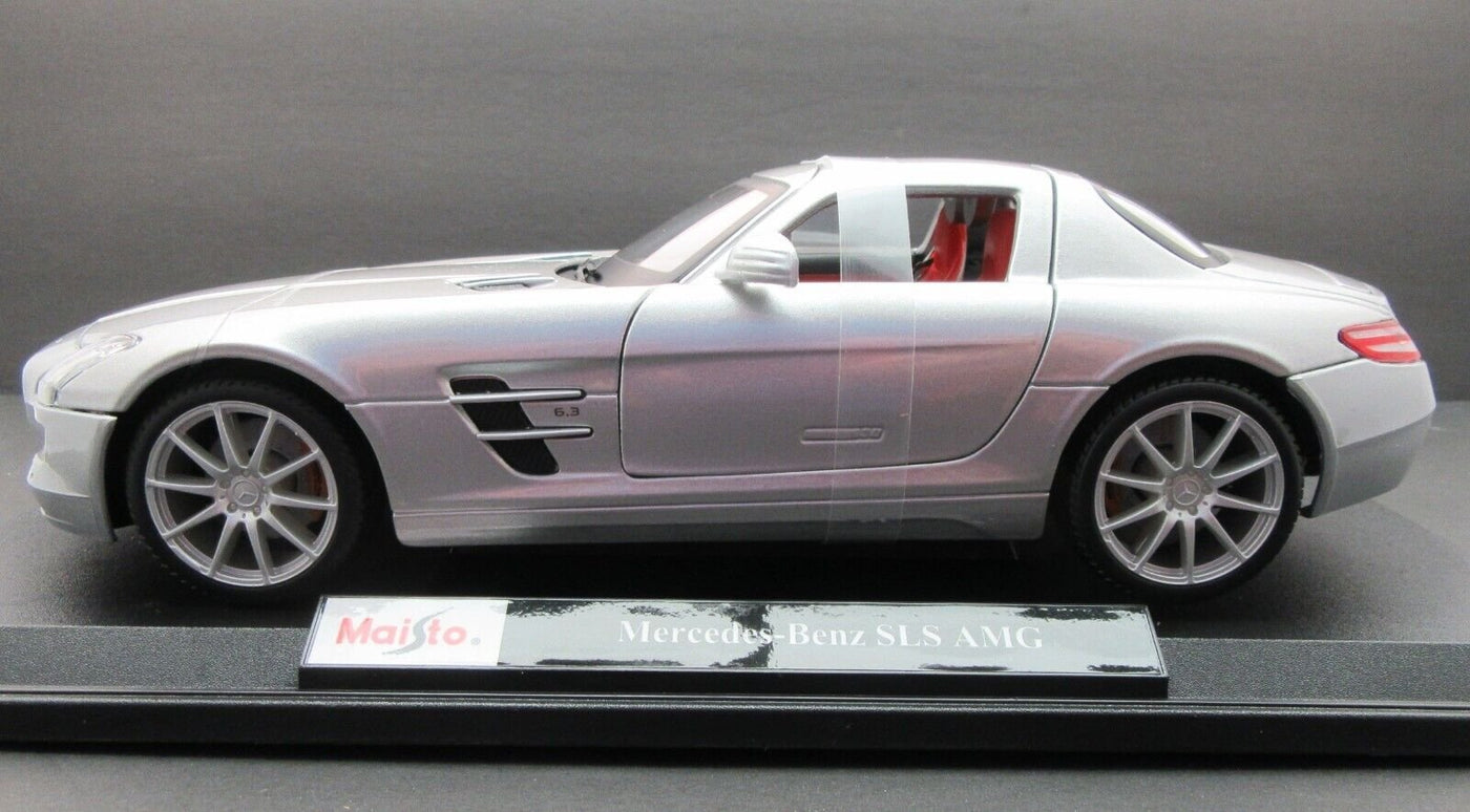 Mercedes-Benz SLS AMG ~ Silver ~  1:18 Die Cast Car ~ Maisto