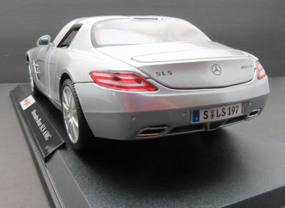 Mercedes-Benz SLS AMG ~ Silver ~  1:18 Die Cast Car ~ Maisto