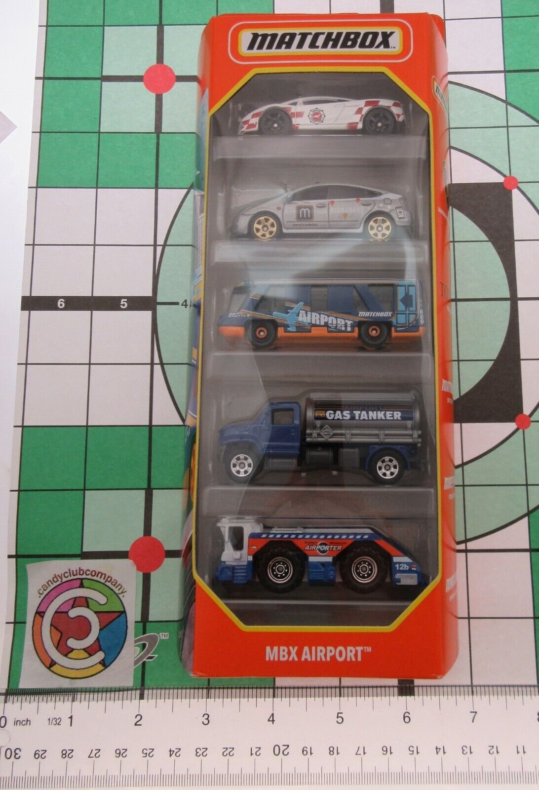 Matchbox MBX  Airport ~ Airporter Shuttle Gas Tanker ~ Die Cast ~ 5 Vehicles