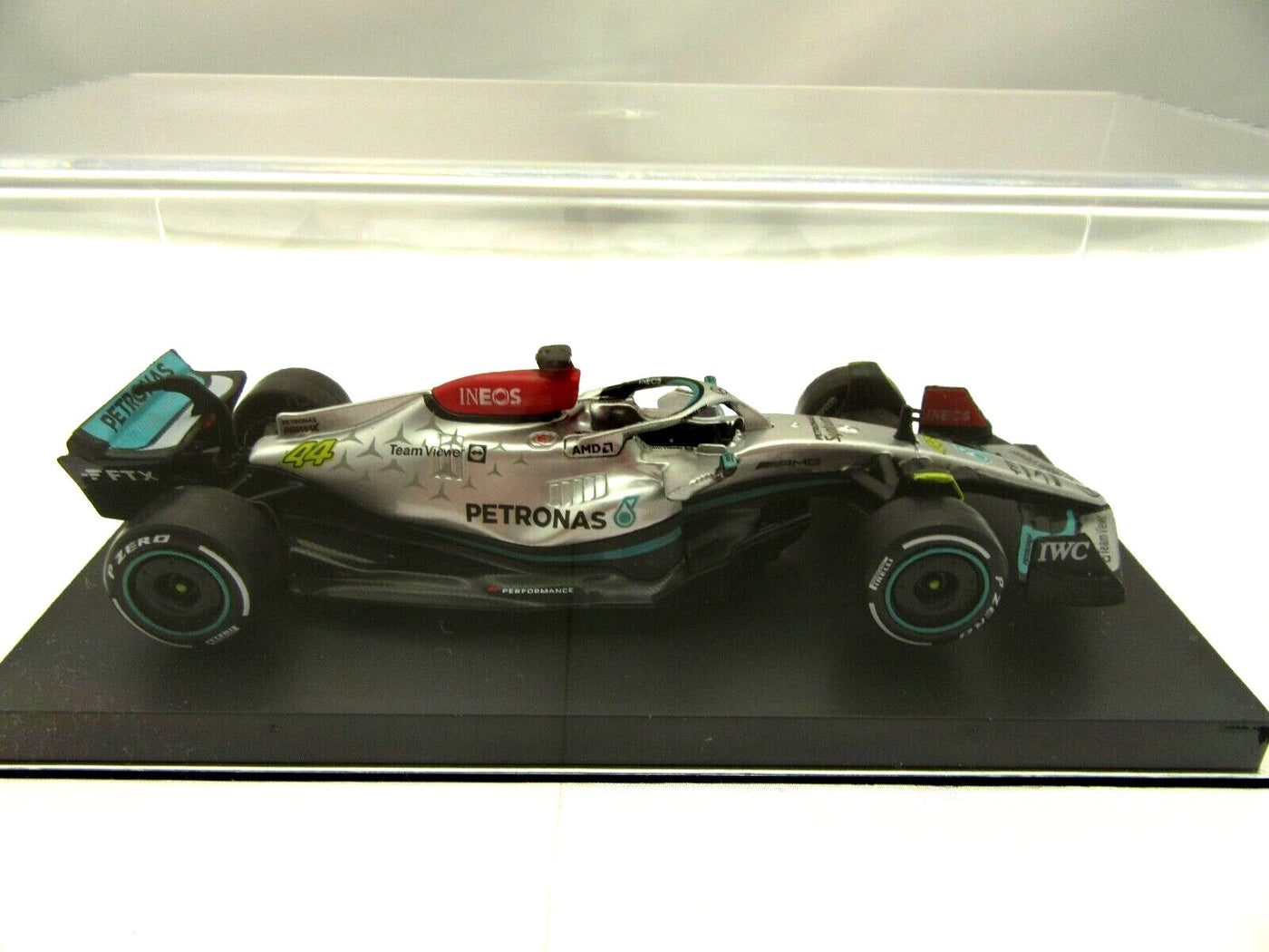 Mercedes AMG F1 W13 E Performance Lewis Hamilton #44 ~ Die Cast